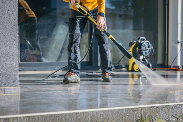 Why Choose Our Certified Pressure Washing Experts for Your Project Needs in Kenilworth, PA?